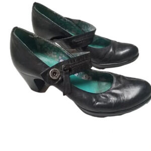 MJUS  Mary Jane Black Heeled Shoes 39